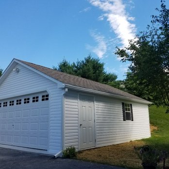 Valley View Structures - 20x24 garage on concrete with 16 foot garage door - General Contractors Near Me - Narvon, Pennsylvania Valley View Structures - 20x24 garage on concrete with 16 foot garage door - General Contractors Near Me - Narvon, Pennsylvania
