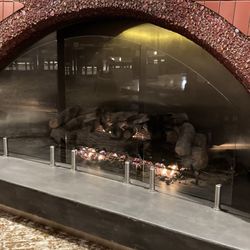 Toscana Grill - Fire Place