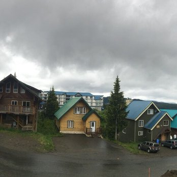 Mount Washington Alpine Resort - Mount Washington Lodge - Ski Resorts Near Me - Courtenay, British Columbia