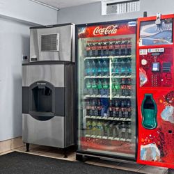 Motel 6 - Simi Valley CA vending