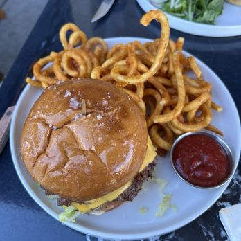 Scopo Divino - Burger - Wine Bars Near Me - San Francisco, California