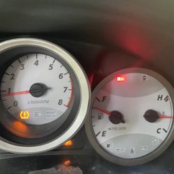 Hunter's Wood Exxon - Dash lit up like a Christmas tree after Hunder's Wood Service center worked on my car