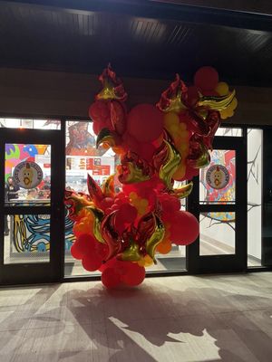 Dave's Hot Chicken by null