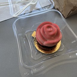 Guava strawberry cheesecake $6.85 as of 07/27/25. Guava strawberry cheesecake $6.85 as of 07/27/25.