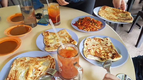 Sin Ming Roti Prata Faisal & Aziz Curry Muslim Food by null