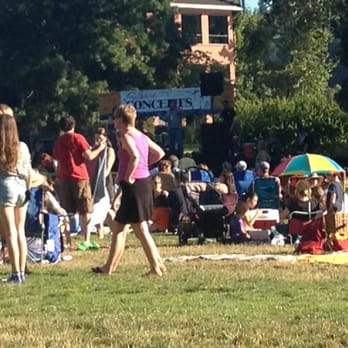 Beeson Wellness Center - Sellwood Concerts in the Park. - Chiropractors Near Me - Portland, Oregon