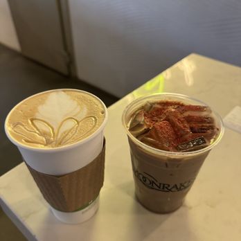 Moonraker Coffee Roasters - Earl Grey Latte and Berry Pie Mocha - Coffee & Tea Near Me - Shingle Springs, California
