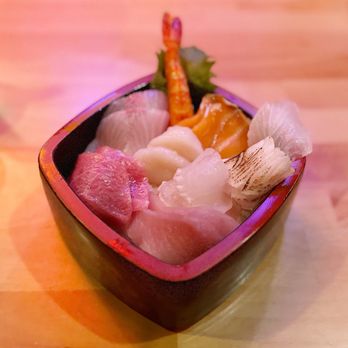 Youandi Sushi - Chirashi Bowl - Sushi Bars Near Me - Temecula, California