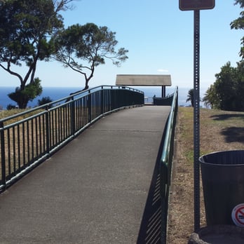 Pu'u 'Ualaka'a State Park - Walk along this path to the end... - Parks Near Me - Honolulu, Hawaii