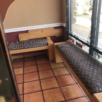 Taco Jalisco - Seating area - Mexican Near Me - Alexandria, Virginia