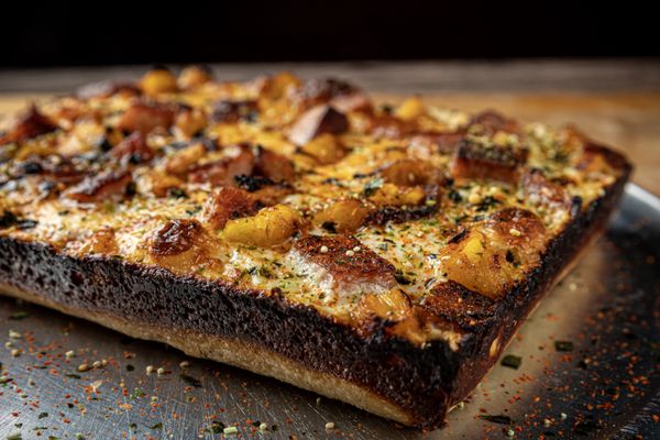 Gold Tooth Tony's Detroit Pizza by null