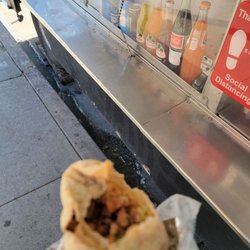 Viva Taco Azteca - First bite