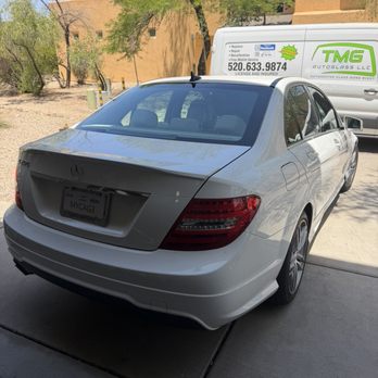 TMG Autoglass - Rear windshield replacement - Windshield Installation & Repair Near Me TMG Autoglass - Rear windshield replacement - Windshield Installation & Repair Near Me