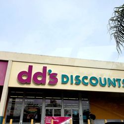 dd's DISCOUNTS