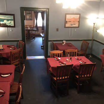 Puccini Restaurant - Upstairs dining - Pizza Near Me - Cumberland, Maryland