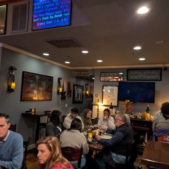Bernard's - Dining area - New American Near Me - Roanoke, Virginia