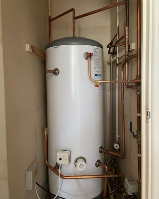 Springbrook Plumbing & Heating Logo