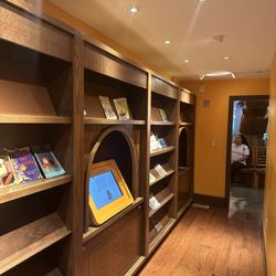 Museum of Natural Curiosity - Library in the "city"