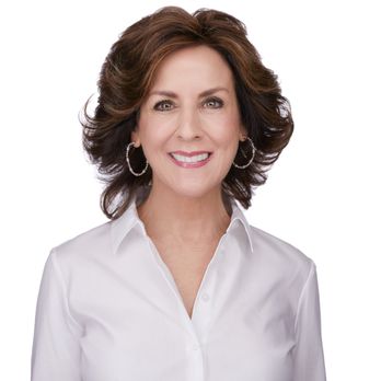 1. Deanne Yellam - Movement Mortgage