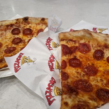 Pizzaoki - Mic drop (pepperoni) - Pizza Near Me - Las Vegas, Nevada Pizzaoki - Mic drop (pepperoni) - Pizza Near Me - Las Vegas, Nevada