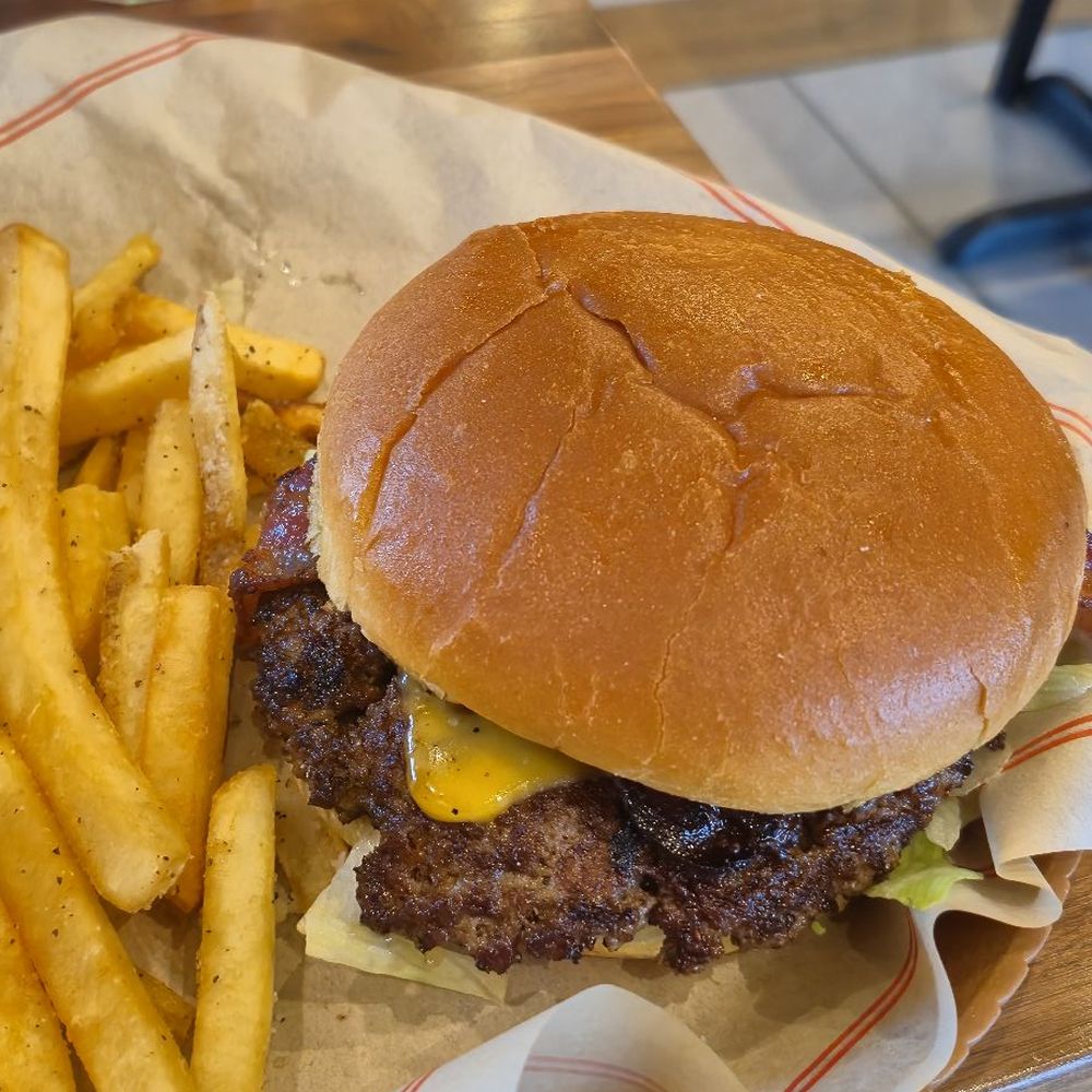 Chili's - Smashburgger - American Near Me - Pittsburgh, Pennsylvania Chili's - Smashburgger - American Near Me - Pittsburgh, Pennsylvania