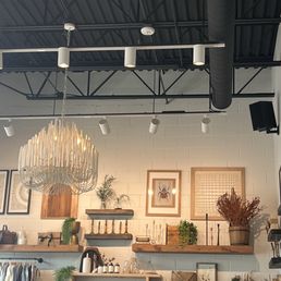 Interior design & merchandise Interior design & merchandise