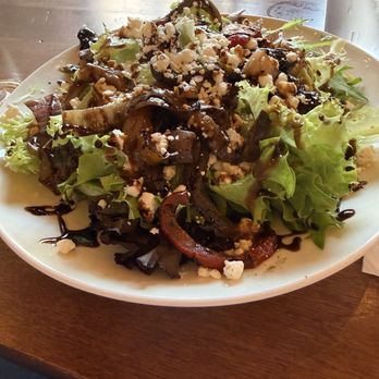 Maple Moose Pub - Grilled Veggie Salad! - Sports Bars Near Me - Peterborough, Ontario Maple Moose Pub - Grilled Veggie Salad! - Sports Bars Near Me - Peterborough, Ontario