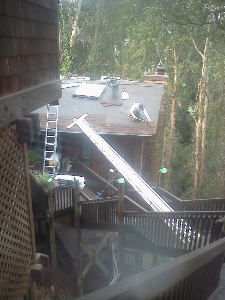 Slide of Sun Valley Roofing