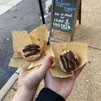 The Lemonade Bakery - The freight car cookie - Cupcakes Near Me - Manassas, Virginia