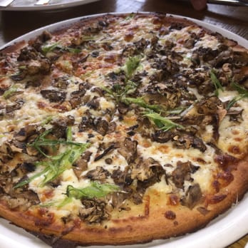 California Pizza Kitchen - Pizza Near Me - Honolulu, Hawaii