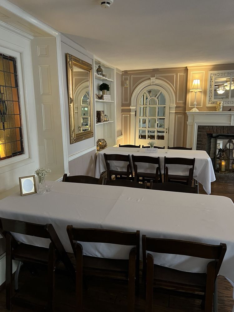 THE SAGE FARMHOUSE Updated August 2024 5561 Pennell Rd, Media