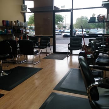 Shear Expressions - Waiting area - Hair Stylists Near Me - Tucson, Arizona Shear Expressions - Waiting area - Hair Stylists Near Me - Tucson, Arizona