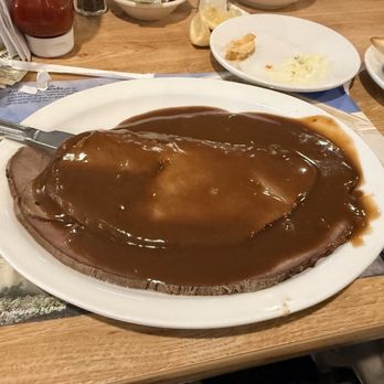 Friendly Farm - Roast beef with gravy - Seafood Near Me - Upperco, Maryland
