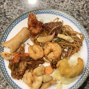 China Bros - A little bit everything on my plate and of course I went 2nd round! - Chinese Near Me - Eastvale, California