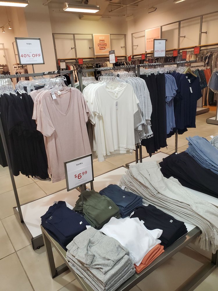 LOFT OUTLET 1257 Oviedo Mall Blvd, Oviedo, Florida Women's Clothing