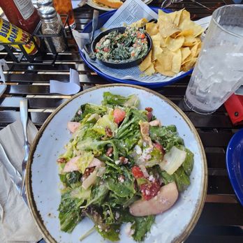 Bubba Gump Shrimp - Strawberry salad, Alabama Chicken Linguine, Bubba's Far Out Dip - Seafood Near Me - Monterey, California