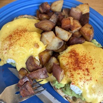 Prairie Cafe & Bakery - Avocado Bennie - Coffee & Tea Near Me - Middleton, Wisconsin