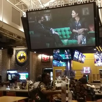 Buffalo Wild Wings - Chicken Wings Near Me - Houston, Texas Buffalo Wild Wings - Chicken Wings Near Me - Houston, Texas