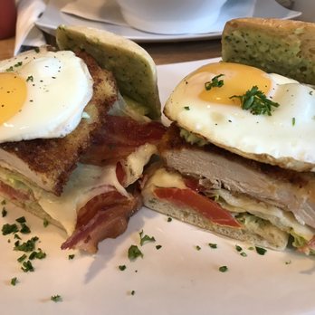 Bruncheria - Breakfast & Brunch Near Me - New Westminster, British Columbia