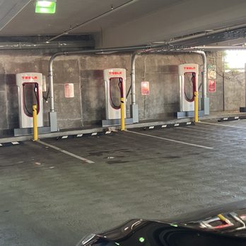 Tesla Supercharger - Tesla Superchargers - EV Charging Stations Near Me - Palo Alto, California Tesla Supercharger - Tesla Superchargers - EV Charging Stations Near Me - Palo Alto, California