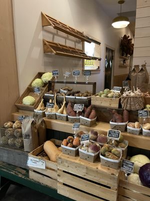 Farm Club: Restaurant, Farm Market & Brewery by null