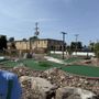 Photo of Lincoln Links