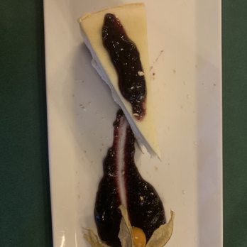 Gustos Madrid - Cheesecake with berry compote - Arroceria / Paella Near Me - Madrid, M Gustos Madrid - Cheesecake with berry compote - Arroceria / Paella Near Me - Madrid, M