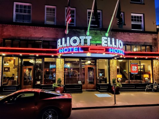 Hotel Elliott Astoria by null