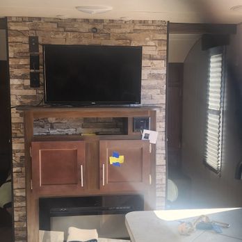 406 Camper Rentals - Inside gypsy 1 - Vacation Rentals Near Me - Whitefish, Montana