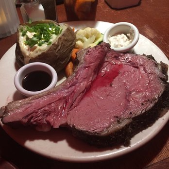 Hunter Steakhouse - Damn this was unexpected Hunter Prime Rib is humongous - Steakhouses Near Me - Oceanside, California