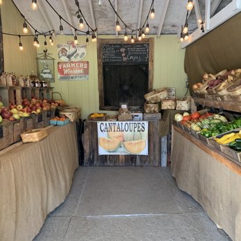 Loudounberry - a farmers market with fresh fruits and vegetables - Farmers Market Near Me - Leesburg, Virginia Loudounberry - a farmers market with fresh fruits and vegetables - Farmers Market Near Me - Leesburg, Virginia