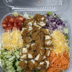 U.S Wings & Deli - Fried Chicken Chop Salad