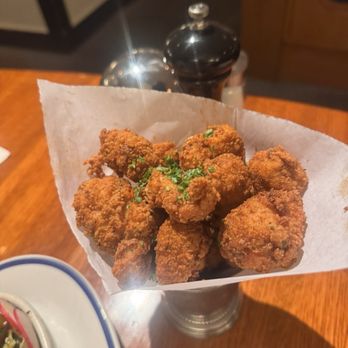 Hudson House - Popcorn Chicken - Bars Near Me - Dallas, Texas Hudson House - Popcorn Chicken - Bars Near Me - Dallas, Texas