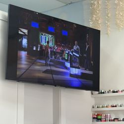 T & T Nail Salon